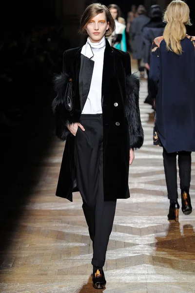 Look 46